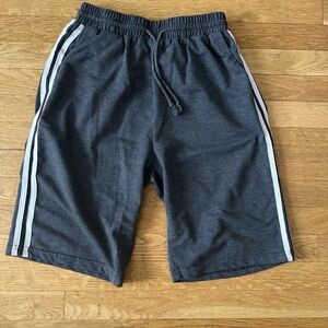 Gray‎ and White Athletic Shorts with Elastic Waistband